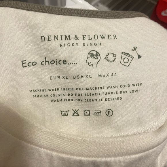 Denim & Flower White XL Don’t Throw Your Future Away T-Shirt - Picture 4 of 6